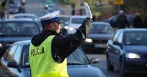 Kierowanie ruchem przez policjanta